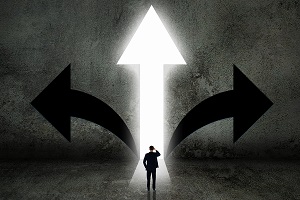 双语阅读 | 当选择举步维艰时