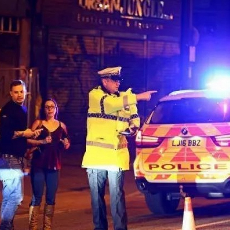 Bombing at British Concert Kills 22, Injures Dozens