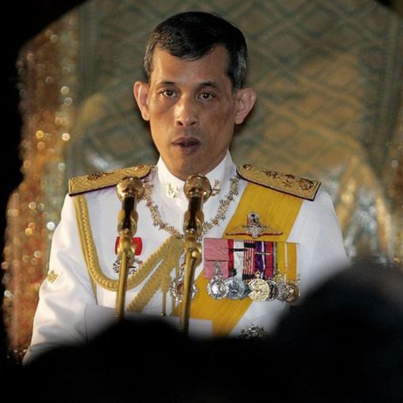 Thailand's Parliament Officially Invites Prince to Be King