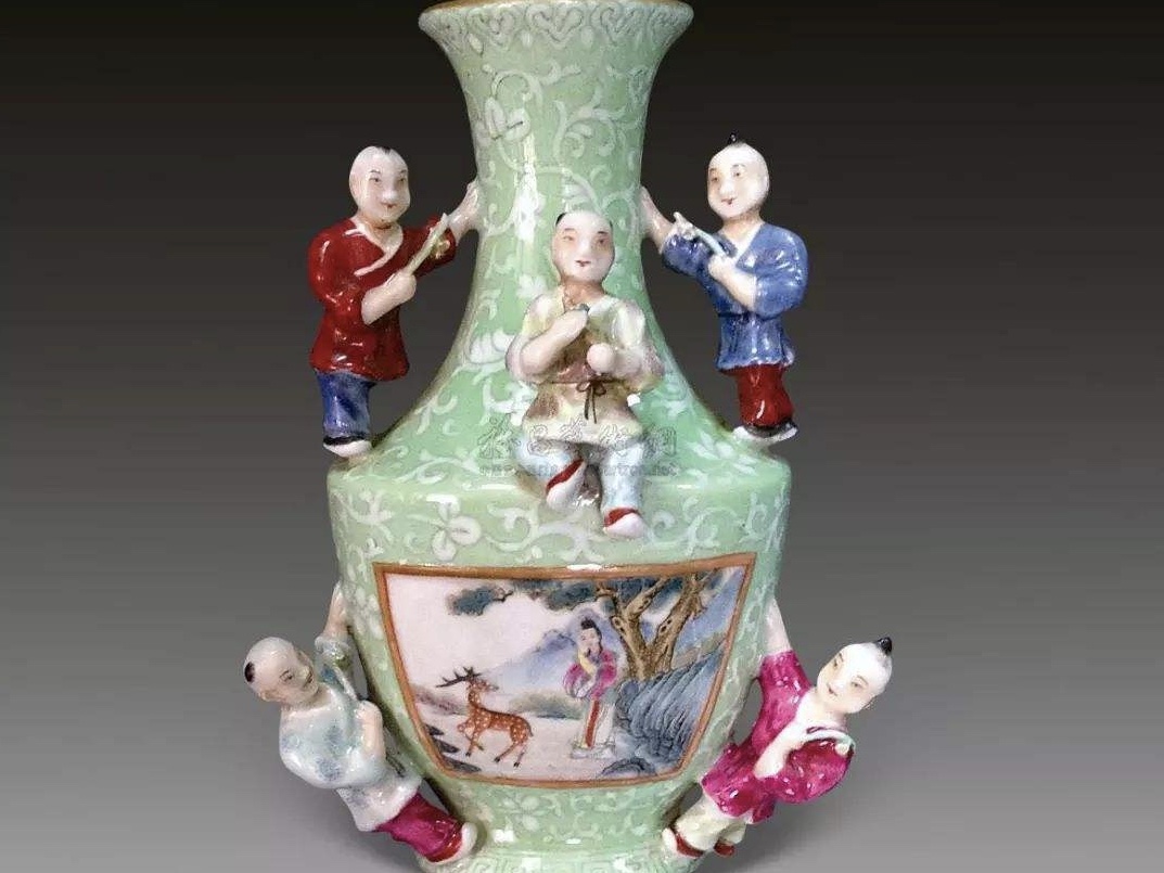 乾隆皇帝的花瓶曾以400元在欧洲拍卖