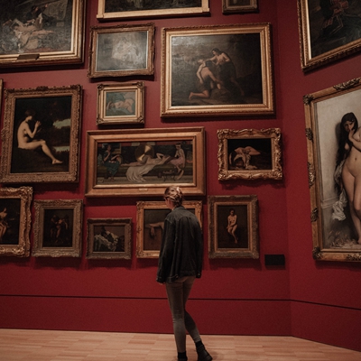A San Francisco museum tackles art’s Instagram dilemma
